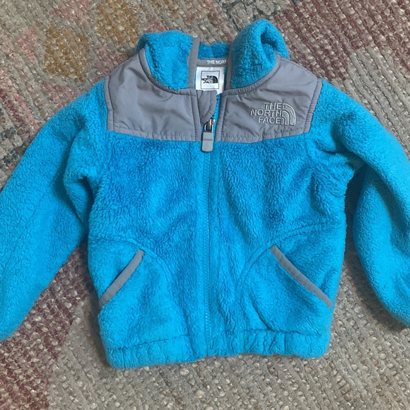 Kids North Face zip up hooded jacket - Picture 2 of 4